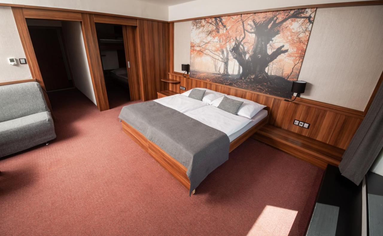 Hotel Kras يدوفنيتسيه المظهر الخارجي الصورة