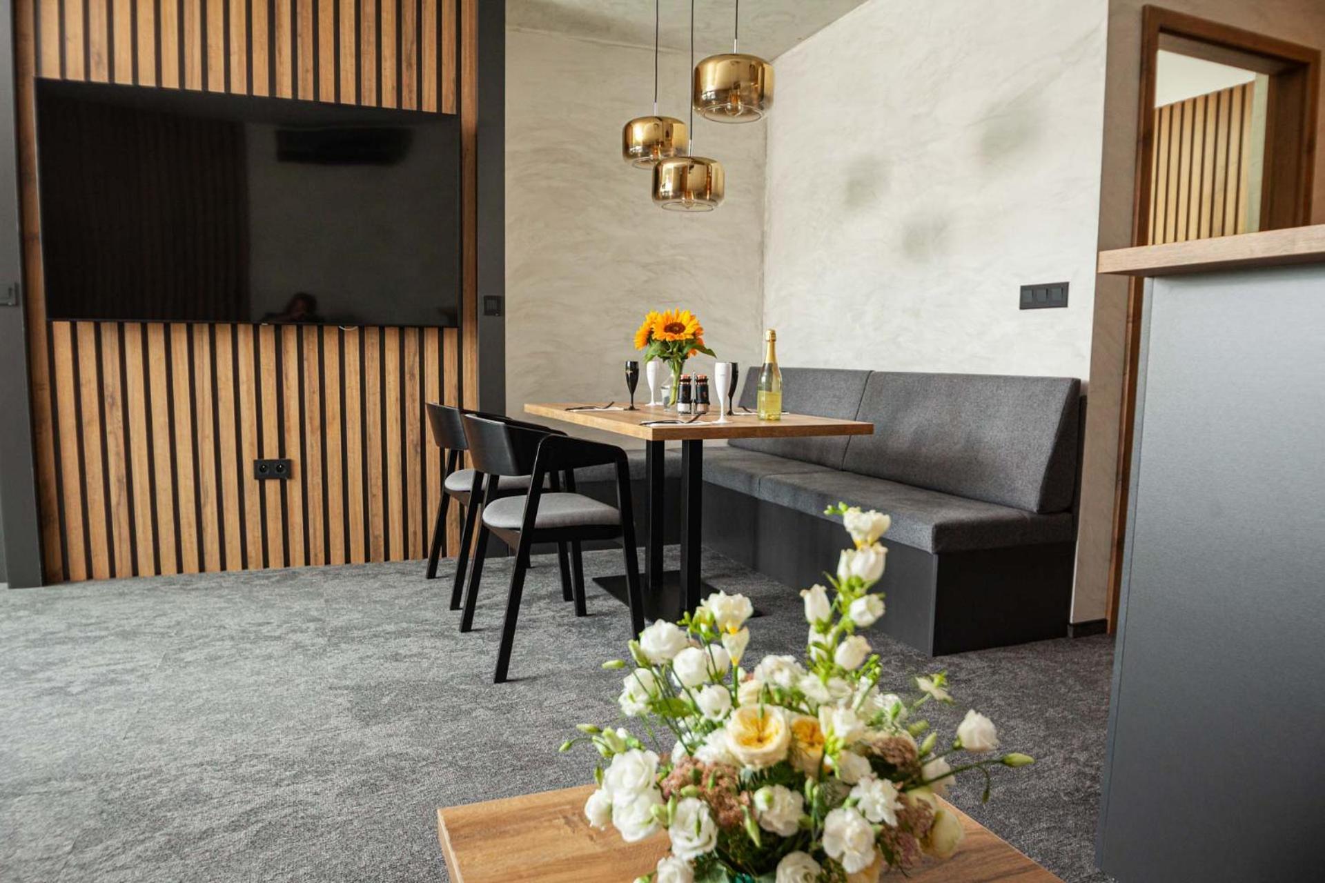 Hotel Kras يدوفنيتسيه المظهر الخارجي الصورة