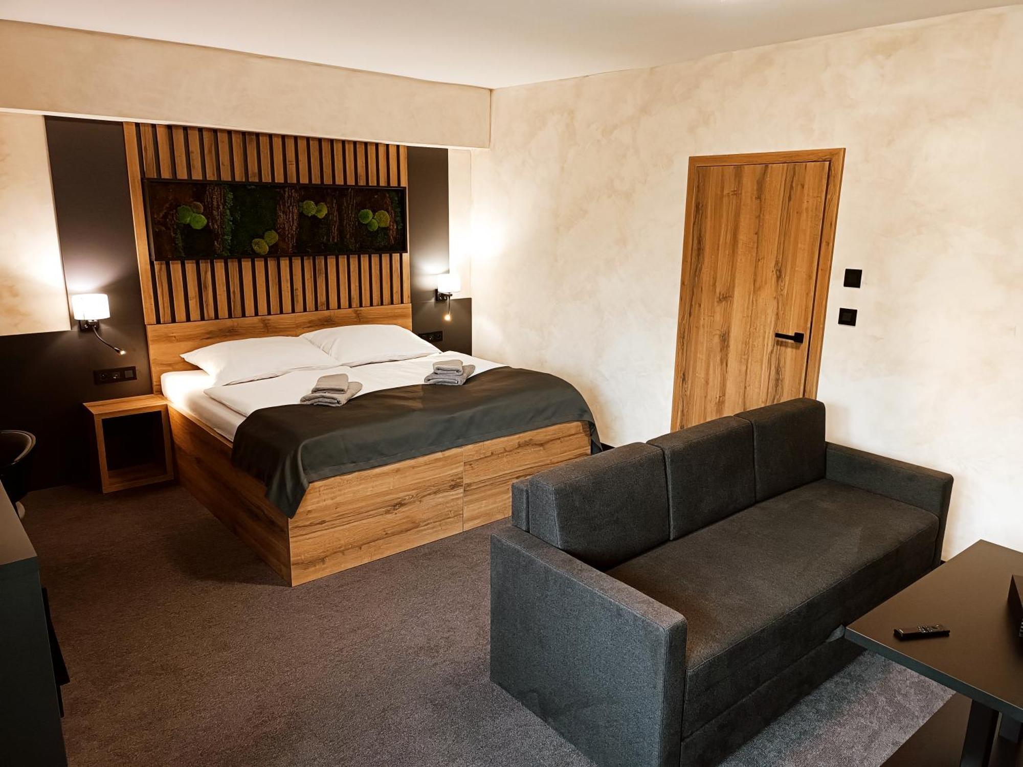 Hotel Kras يدوفنيتسيه المظهر الخارجي الصورة